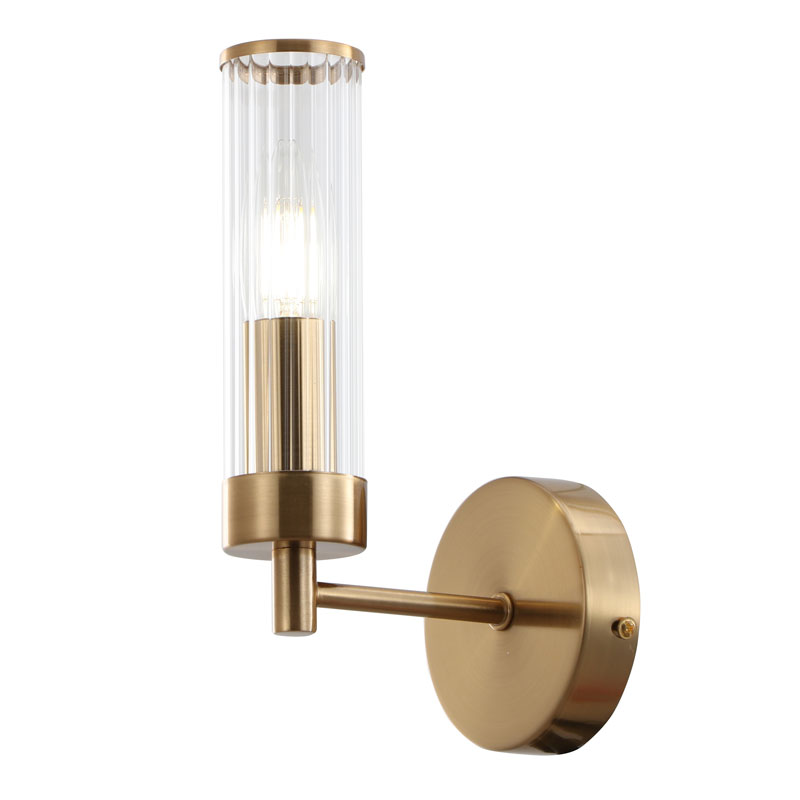Conas is féidir le Sconce Balla Caol Suas Seasta Do Spás a Chlaochlú?
